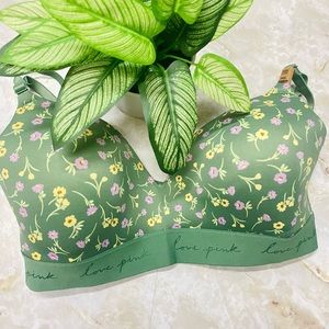 Wear Everyday Wireless Lightly Lined Bra |VS Pink | Brand New | Size 36D